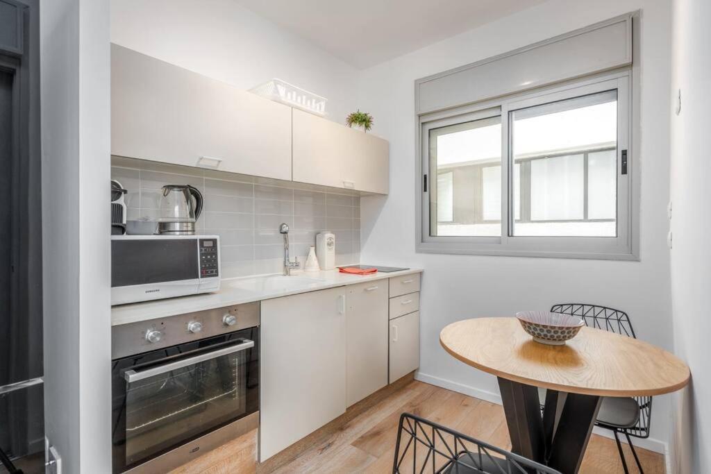 Bograshov Area - Cosy Apart' Hotel Close To The Beach تل أبيب المظهر الخارجي الصورة
